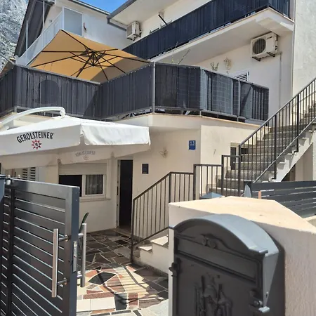 Baska Voda Apartamento